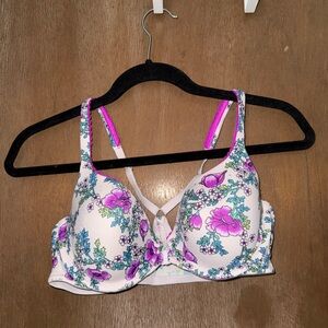 Victoria’s Secret Body By Victoria Racerback Demi Bra (Size 36C)